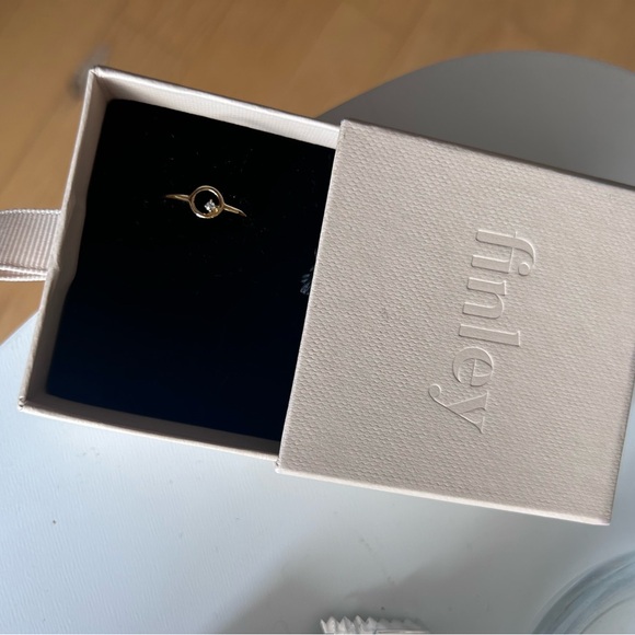 18k gold vermeil ring with white sapphire - Picture 2 of 4